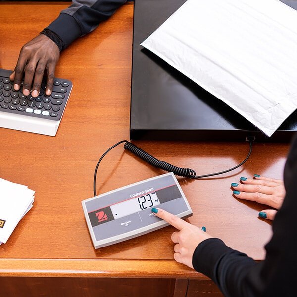Ohaus - Courier™ 3000 Basic Low-Profile Shipping Scale
